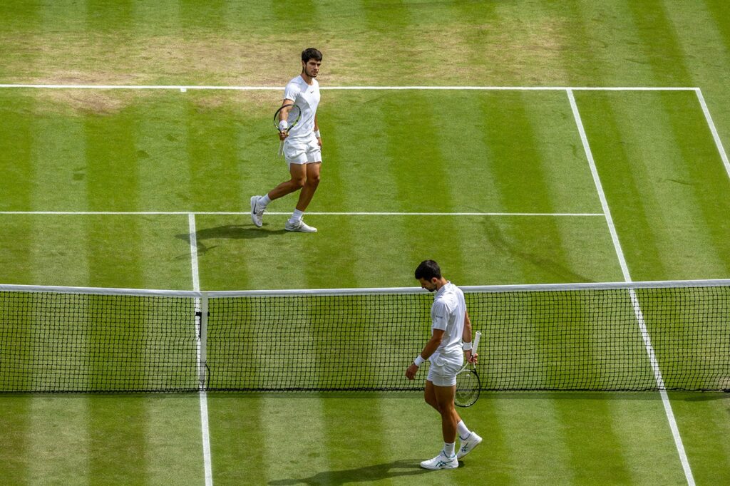 Carlos Alcaraz beats Novak Djokovic to win Wimbledon men's singles final