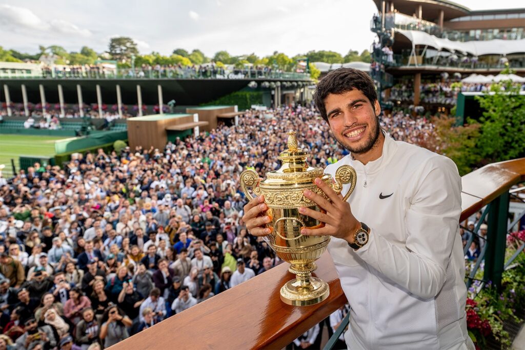 Carlos Alcaraz beats Novak Djokovic to win Wimbledon men's title